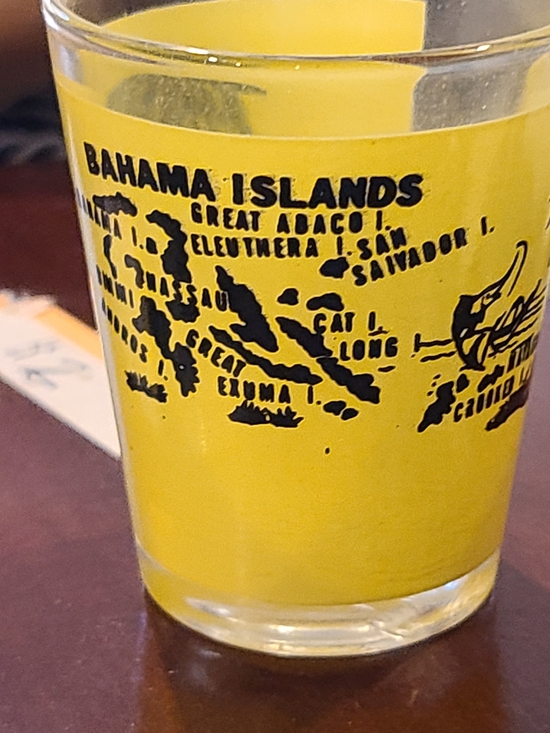 Vintage Other - Vintage Yellow Glass Tumbler with Black Bahama Islands Map